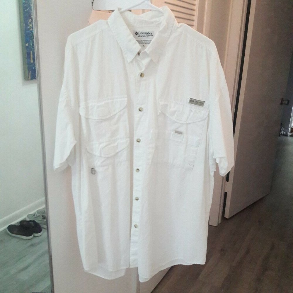 Columbia Fishing Shirt Button Up XL White Outdoors Fishing Gear Utility Loops
